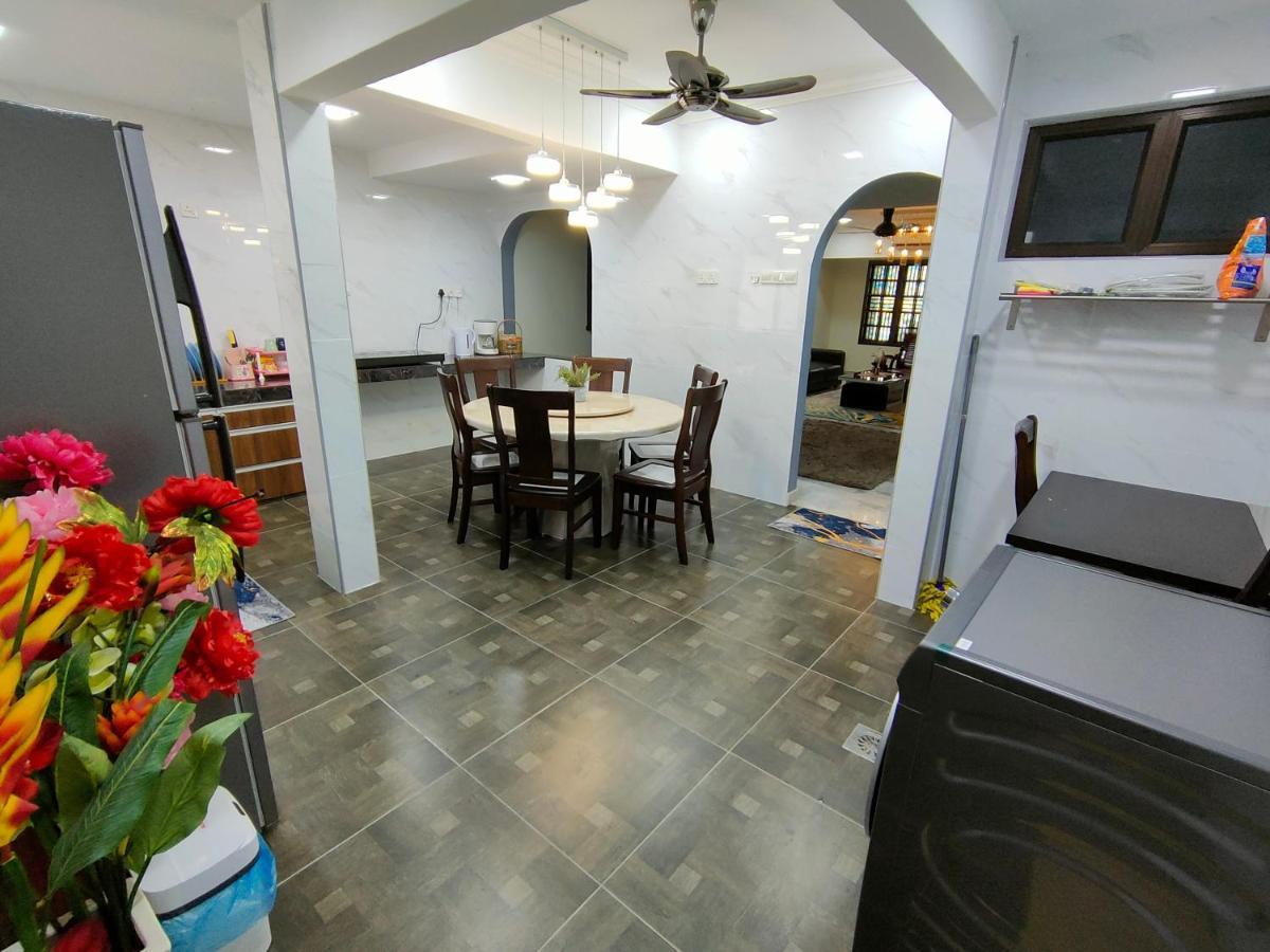Three-Bedroom House At Tyara Homestay Sunway Petaling Jaya Εξωτερικό φωτογραφία